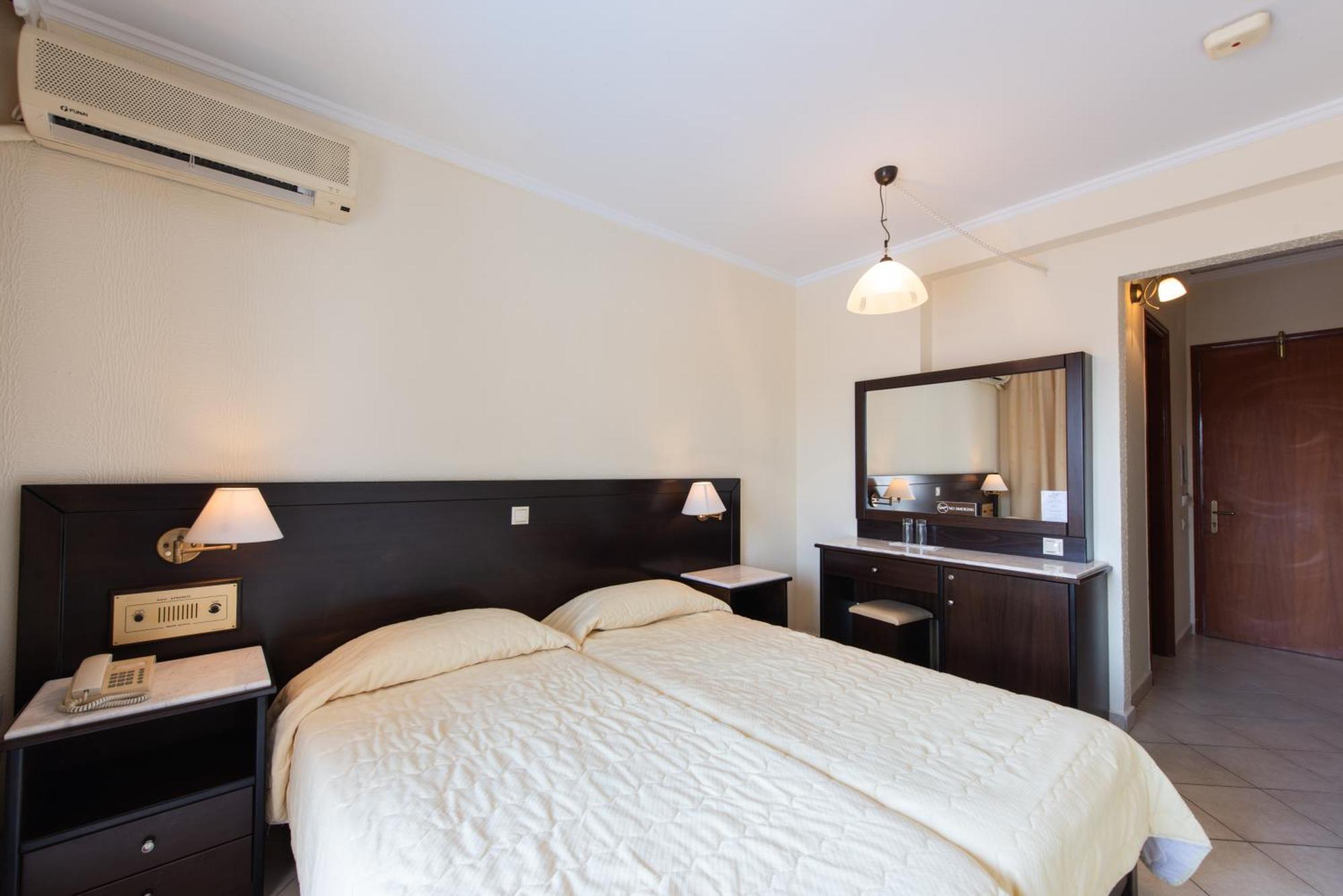 Aphrodite Beach Hotel Corfu Roda  Exterior photo