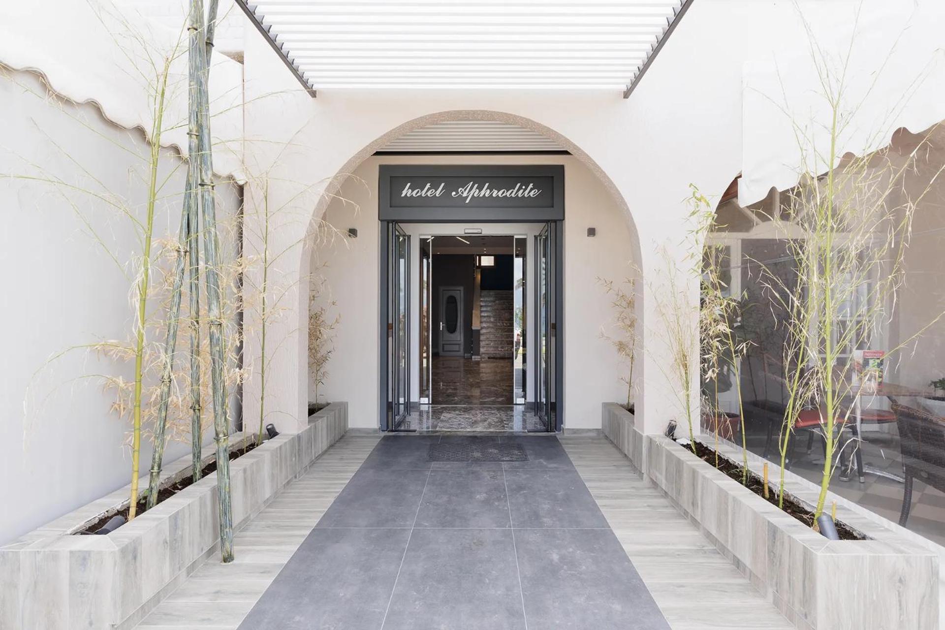 Aphrodite Beach Hotel Corfu Roda  Exterior photo